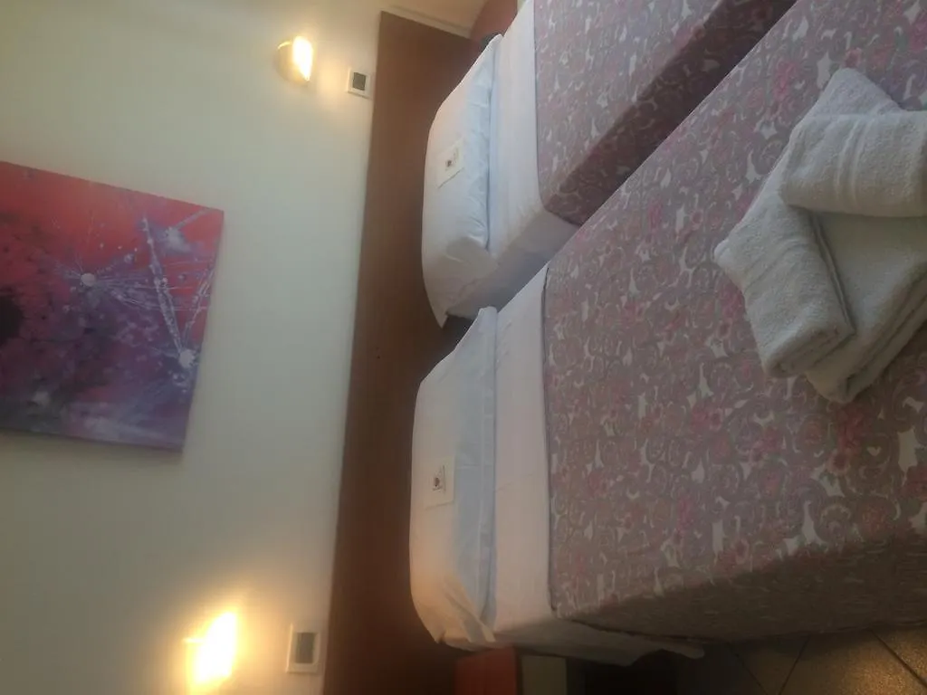 Hotel John Rimini 3*,  Italia