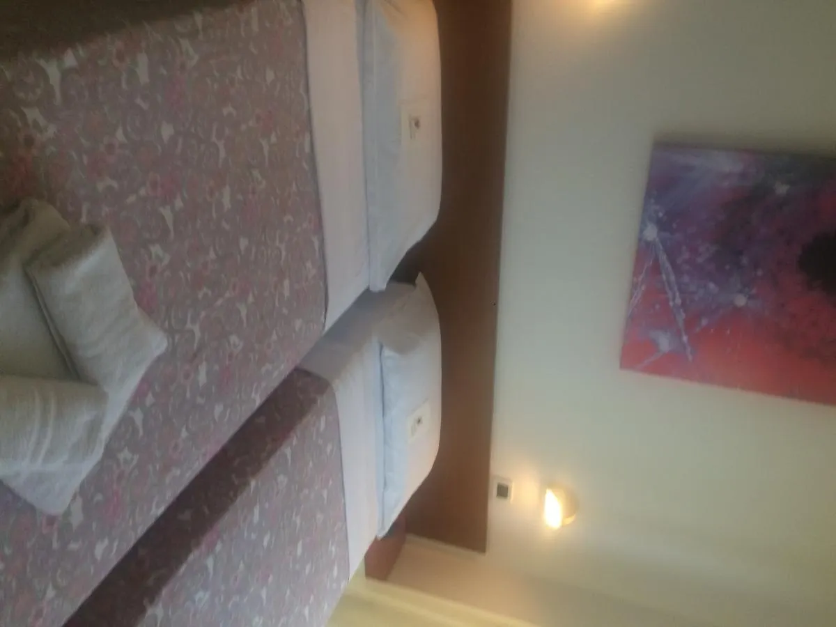 Hotel John Rimini 3*,